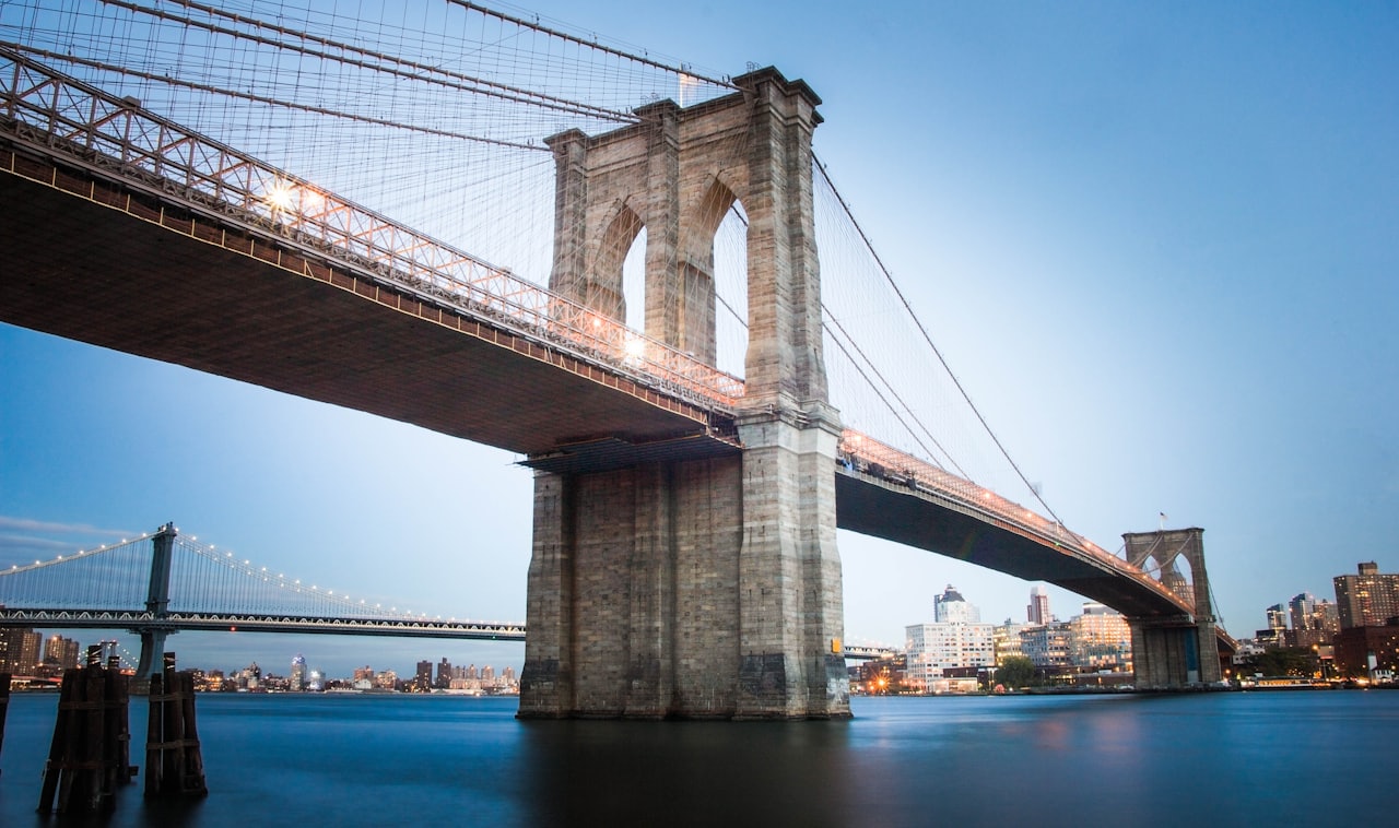 landscape photography of bridge  sQ4FsomXEs