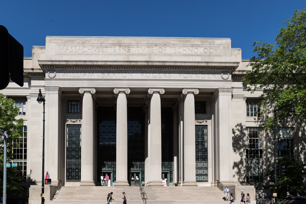 Massachusetts Institute of Technology (MIT)