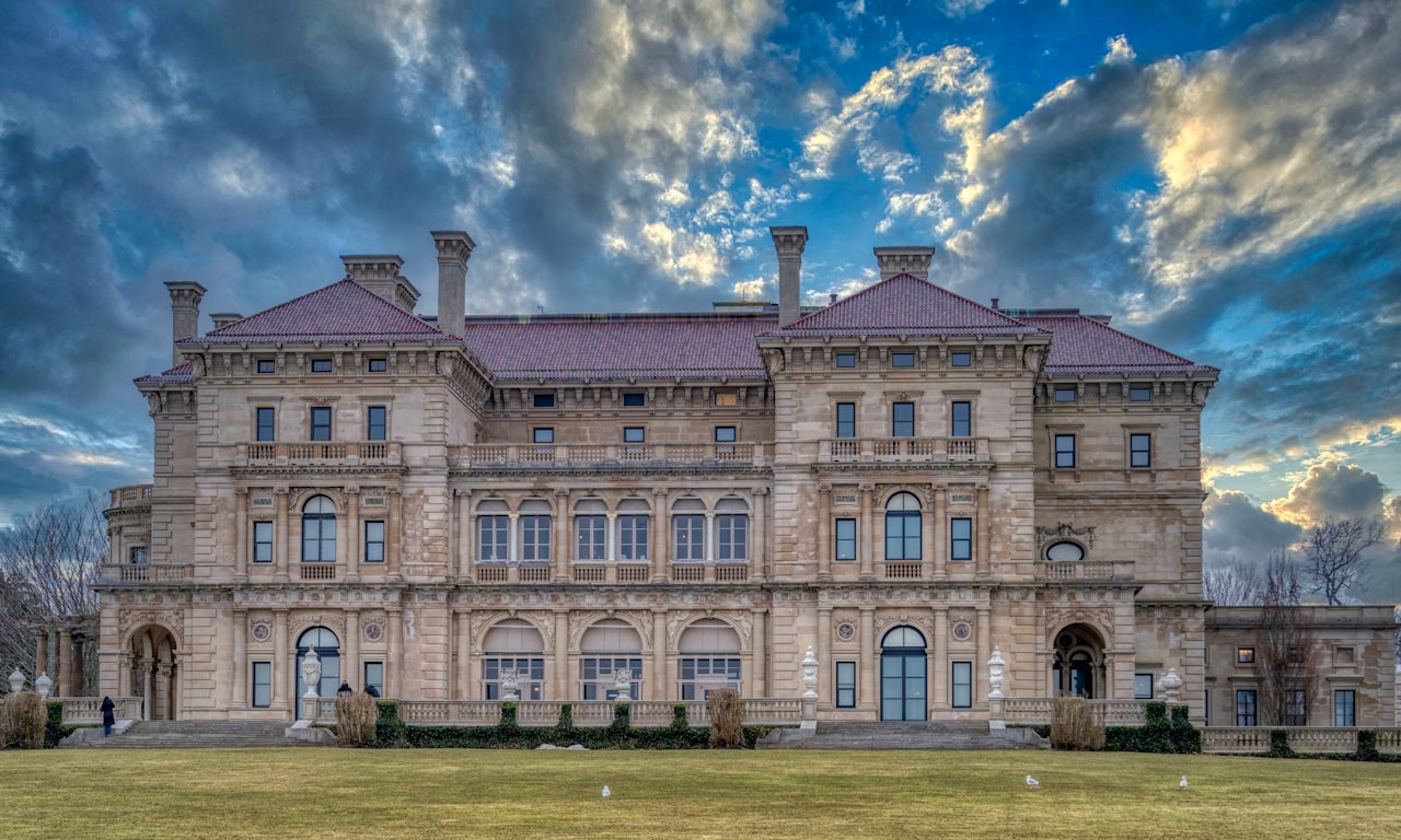 Newport Mansions & Cliff Walk