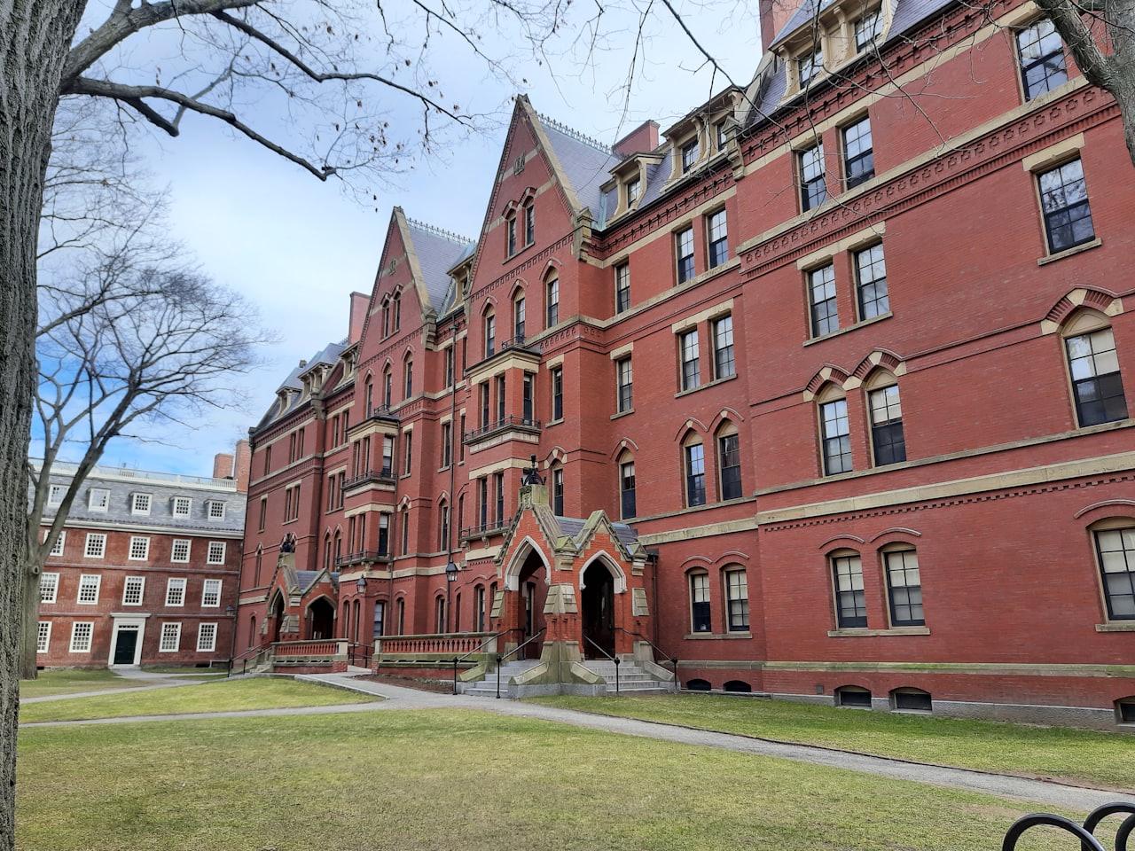Northeast Ivy Campus Tour · 5 Days